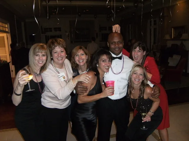 Holiday Parties — photo 1