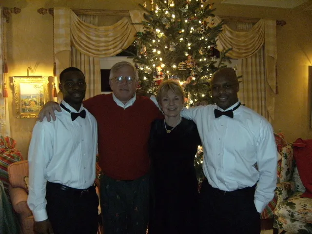 Holiday Parties — photo 6