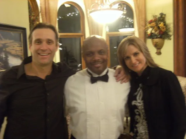 Celebrity Guests — photo 9