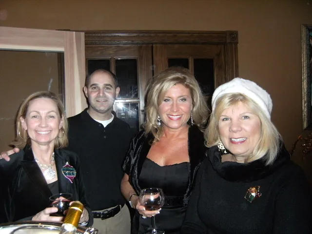Holiday Parties — photo 37