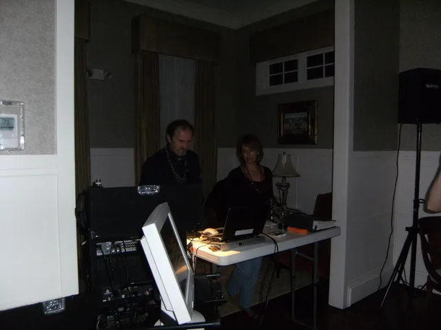 Holiday Parties — photo 84
